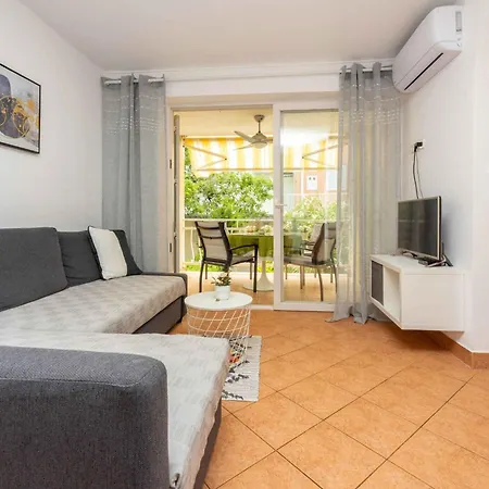 Apartamento Beachfront In 45060